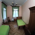 U Varhanare Otel