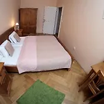 Otel U Varhanare