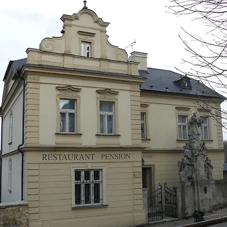 Hotel U Varhanare 3*