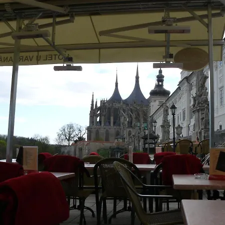 U Varhanáře Hotel 3*