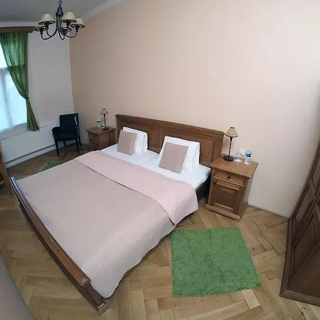 U Varhanáře 3*