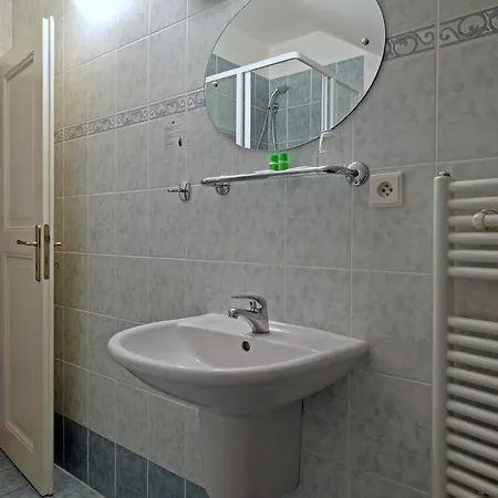 Hotel U Varhanáře 3*