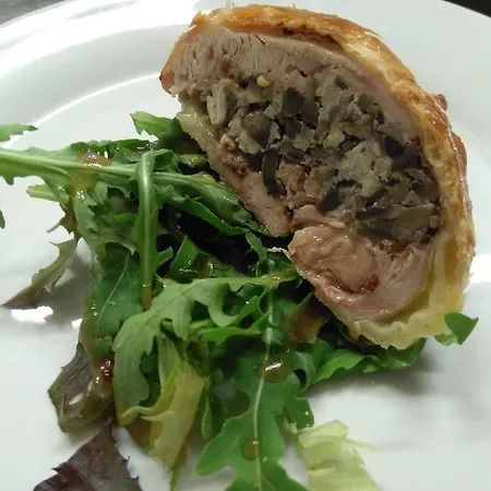 U Varhanare 3* 库特纳霍拉