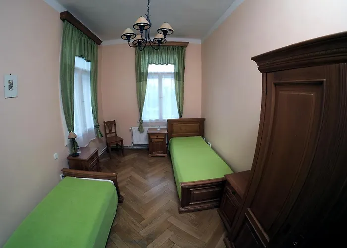 U Varhanare Отель
