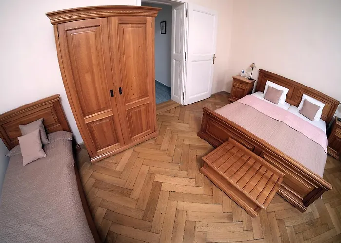U Varhanare Отель